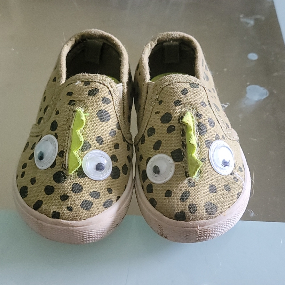 Carter's Size 4 Slip Ons